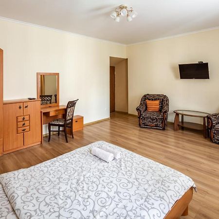 Apartment On Yana Zhizhky Lviv Ngoại thất bức ảnh
