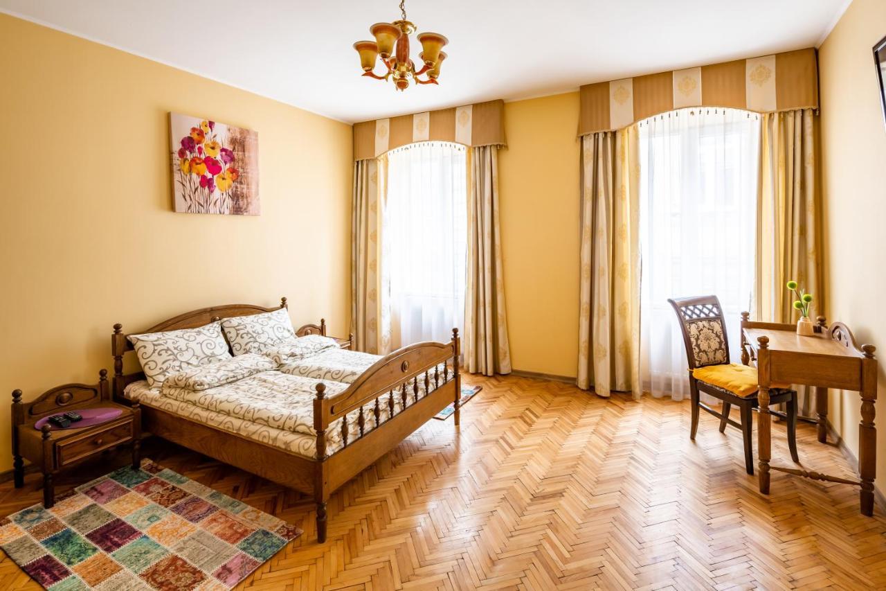 Apartment On Yana Zhizhky Lviv Ngoại thất bức ảnh