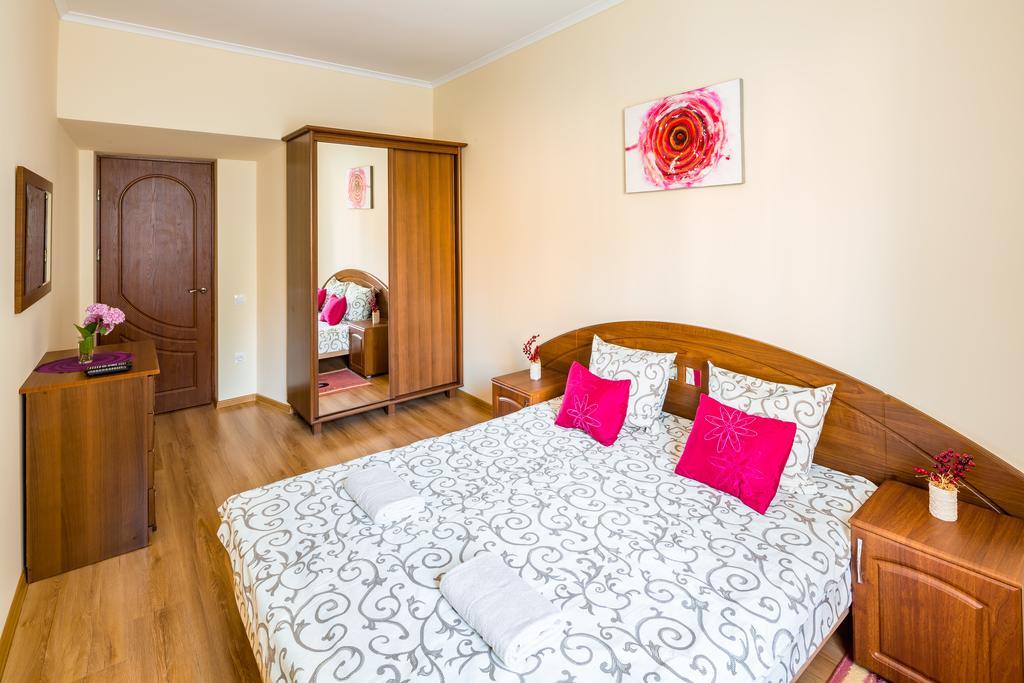 Apartment On Yana Zhizhky Lviv Ngoại thất bức ảnh