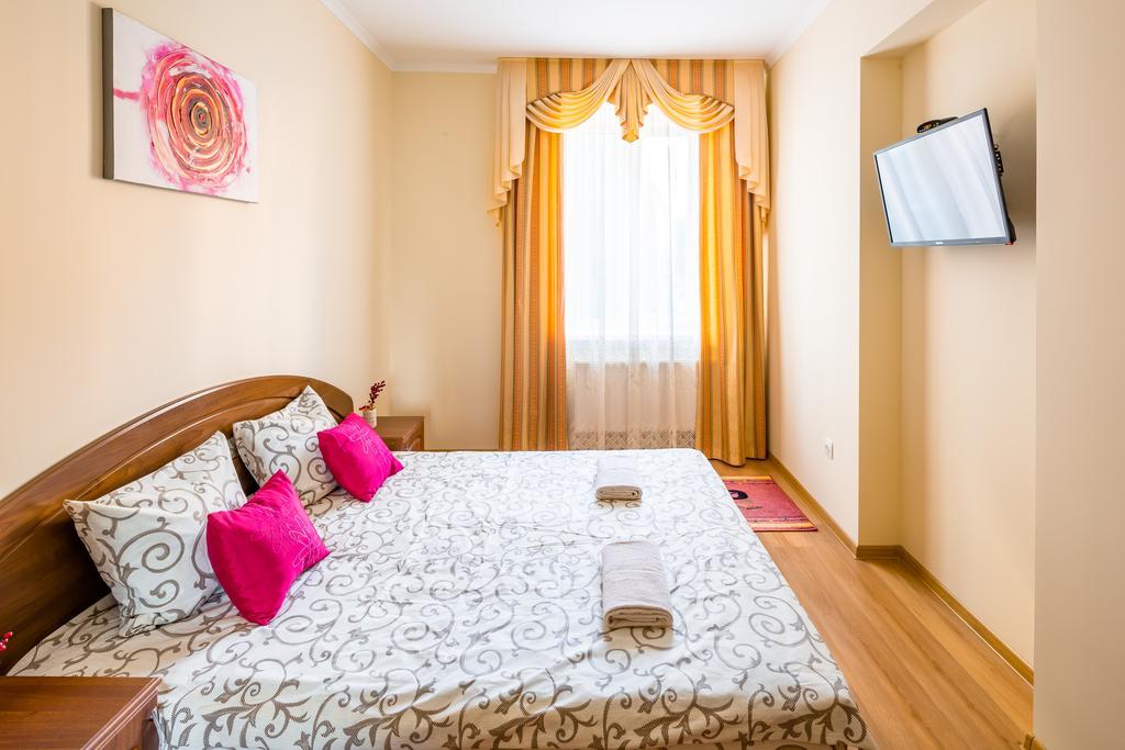 Apartment On Yana Zhizhky Lviv Ngoại thất bức ảnh