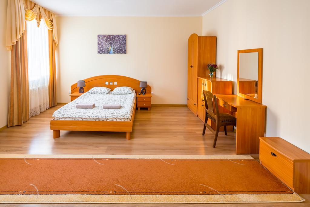Apartment On Yana Zhizhky Lviv Ngoại thất bức ảnh